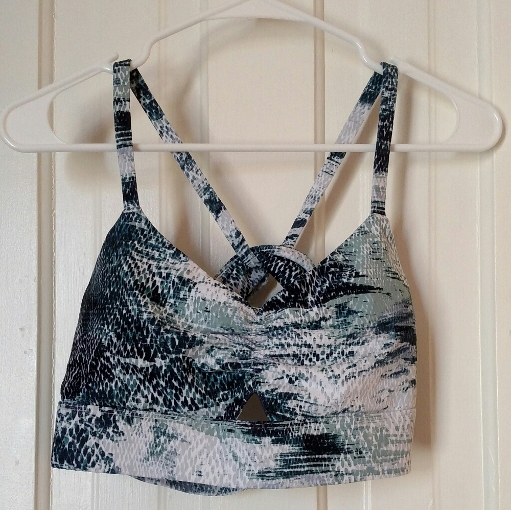 Fabletics sports bra